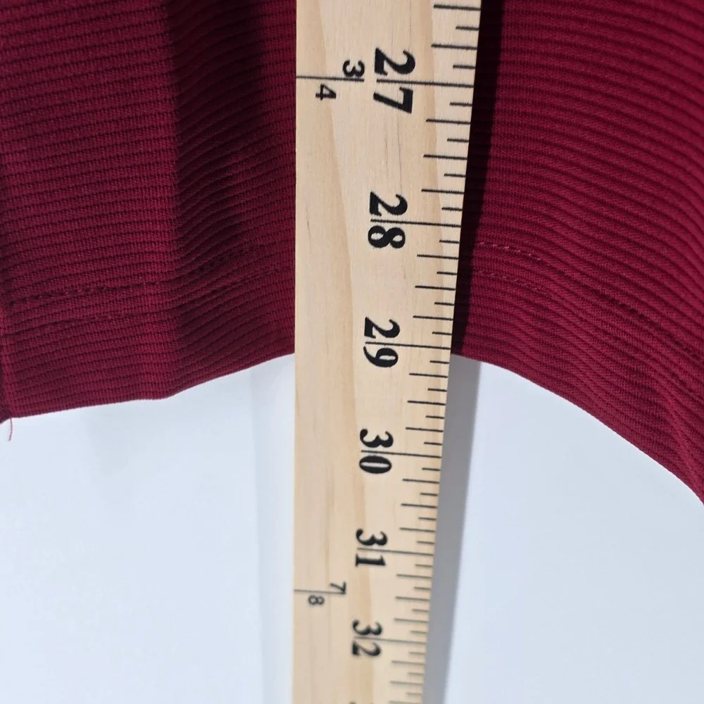 Cubavera Polo Shirt Mens Medium Burgundy Red Ribbed Short Sleeve Wood Buttons